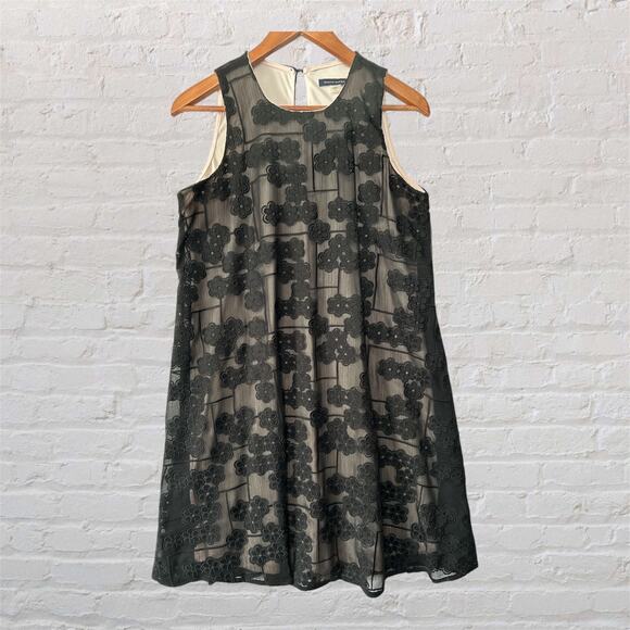 Tommy Hilfiger Black Cream Floral Overlay Sleeveless Midi Scoop Neck Dress Sz 6 - Picture 1 of 9